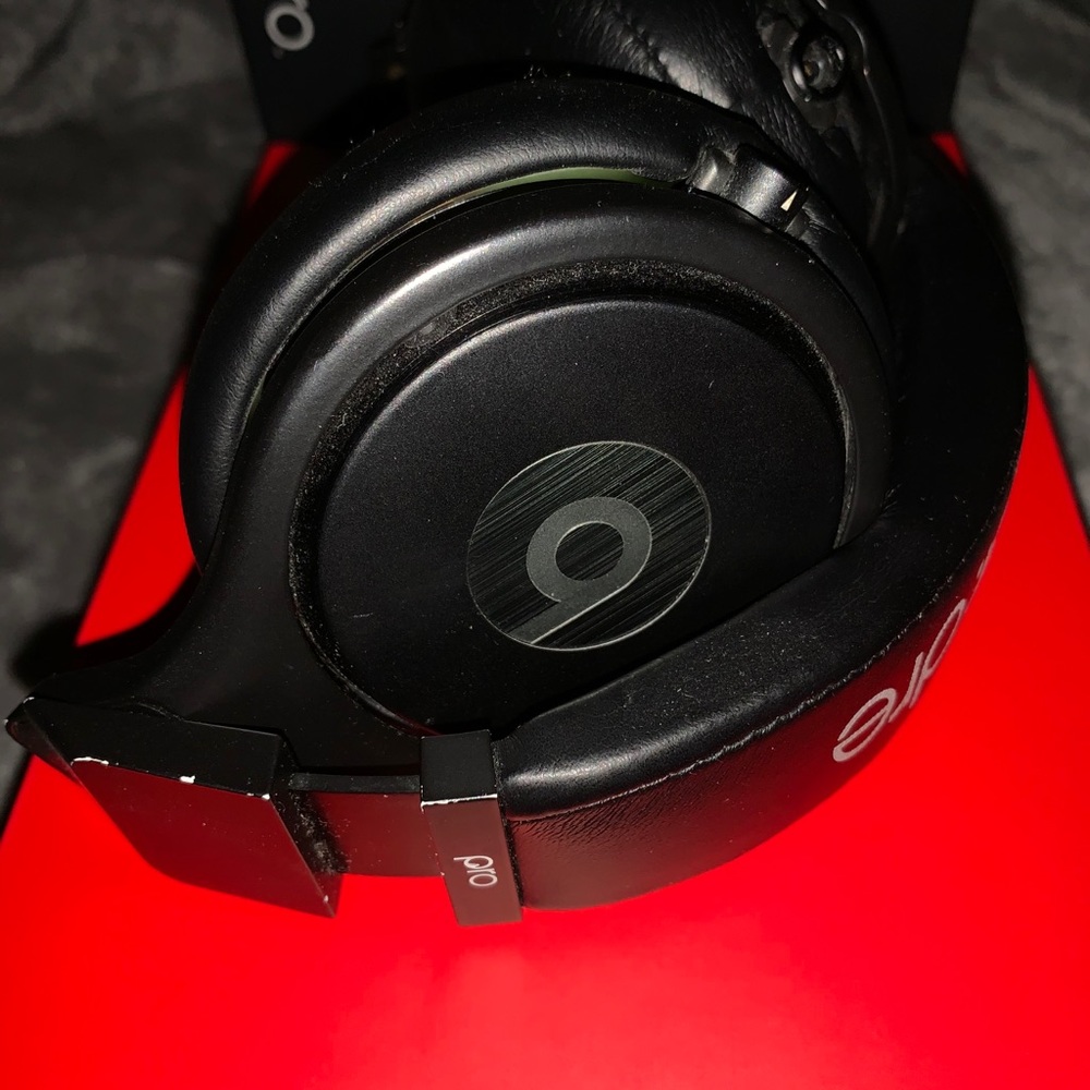 Beats Pro By Dr. Dre - Black - Great Condition